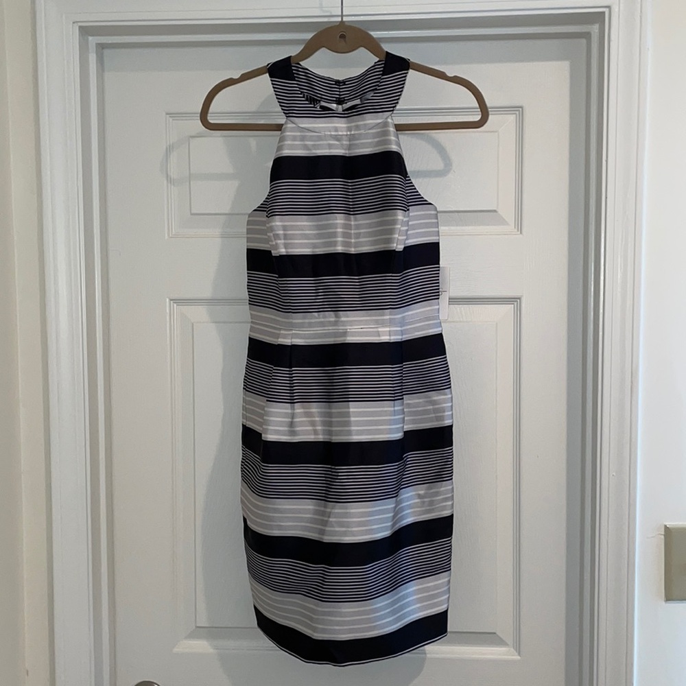 Jessica Simpson women’s dress. Size 2. NWT.